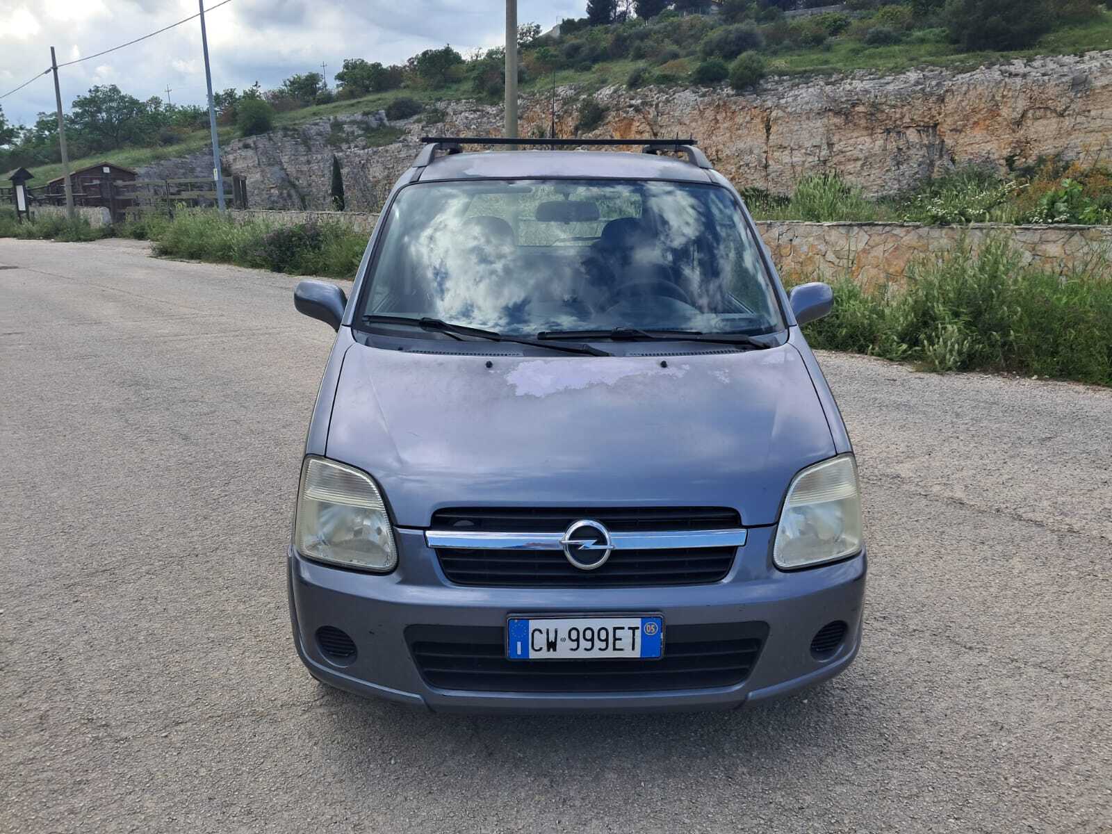 Opel Agila 1200 benz