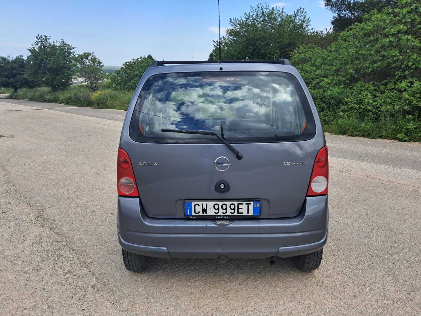 Opel Agila 1200 benz