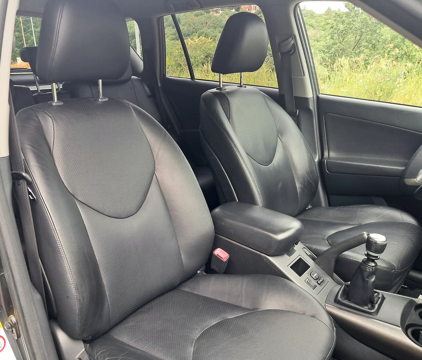 Toyota RAV4 2.2 D-4D 150 CV DPF Luxury, Diesel 150 cv, 5 porte