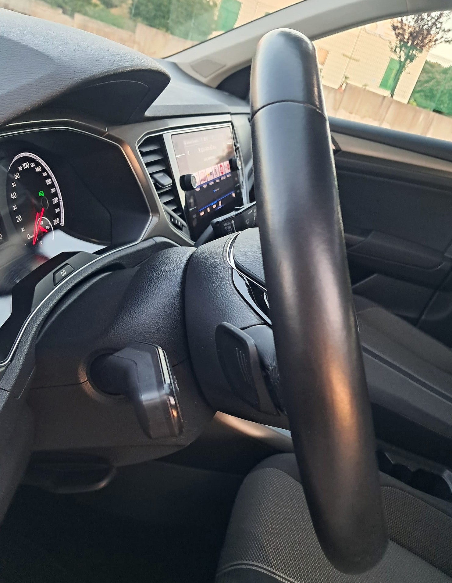 Volkswagen T-Roc 2.0 TDI SCR 150 CV DSG Advanced BlueMotion Technology (IVA Esp)