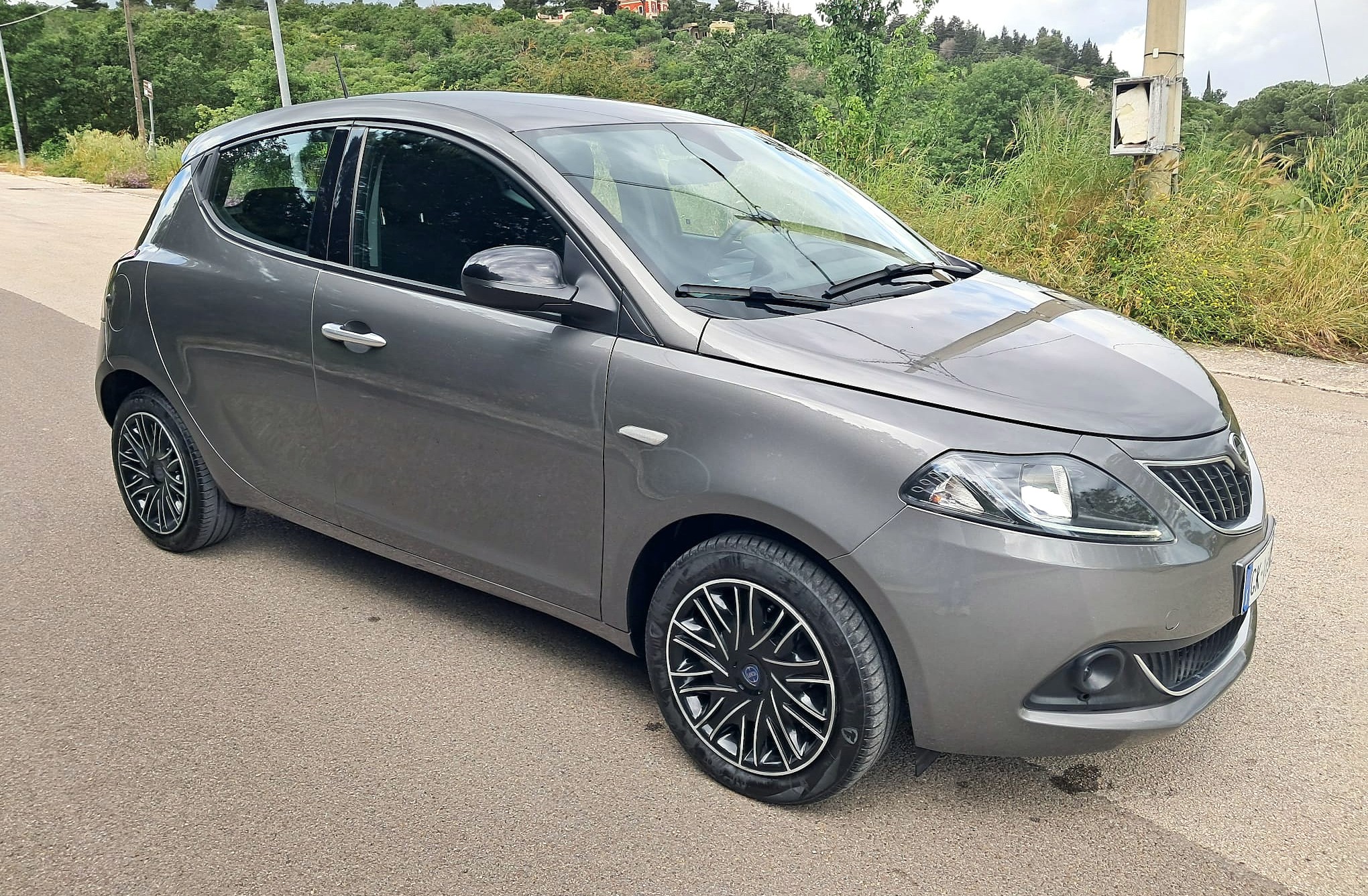 Lancia Ypsilon 1.0 FireFly 5 porte S&S Hybrid