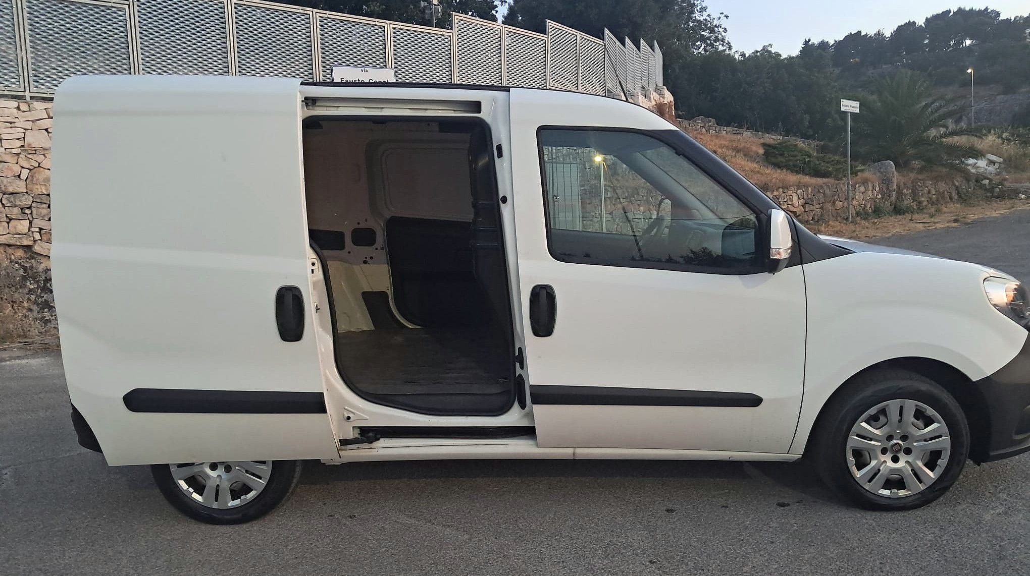 Fiat Doblò 1.6 Multijet Cargo – 3 posti (Iva Esposta)