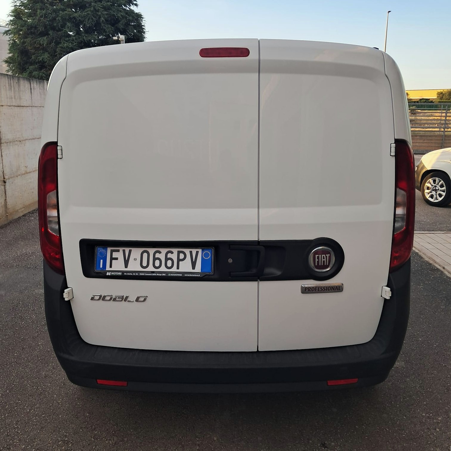 Fiat Doblò 1.6 MJT 105CV PC-TN Cargo Lamierato SX – Doppia porta laterale (Iva Esposta)