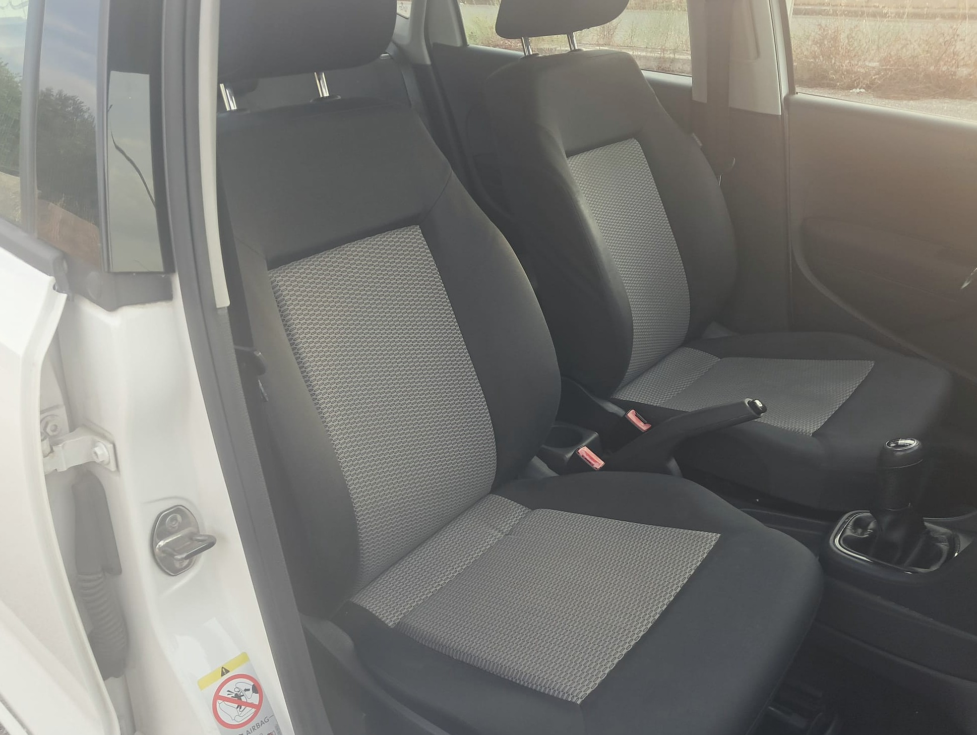 Volkswagen Polo 1.6 75CV – Comfortline (Ideale per neopatentati)