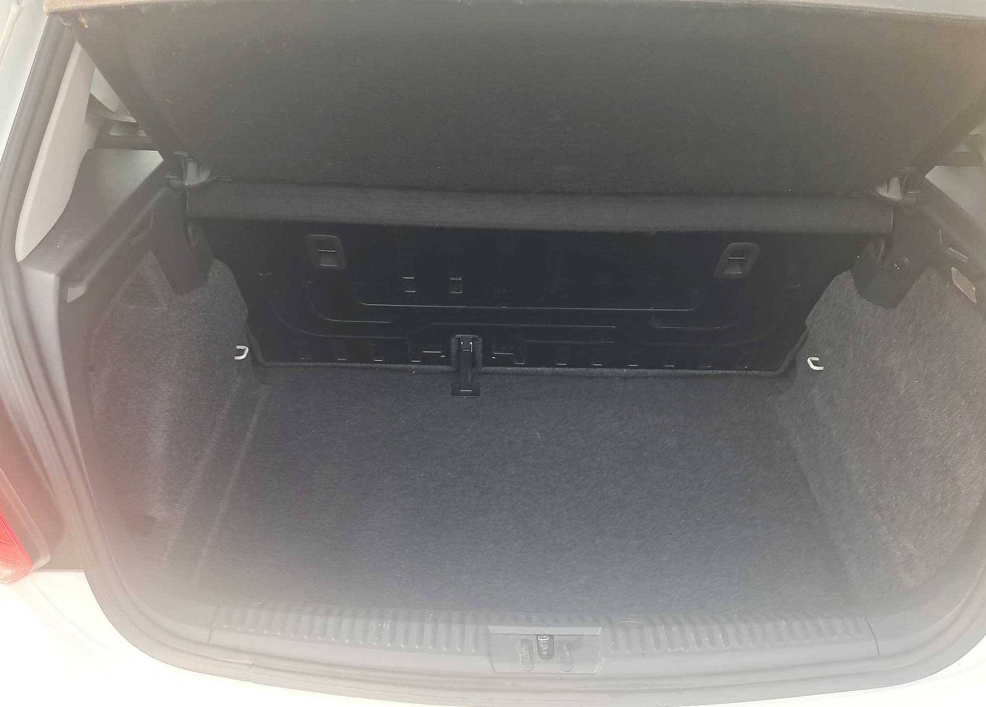 Volkswagen Polo 1.6 75CV – Comfortline (Ideale per neopatentati)