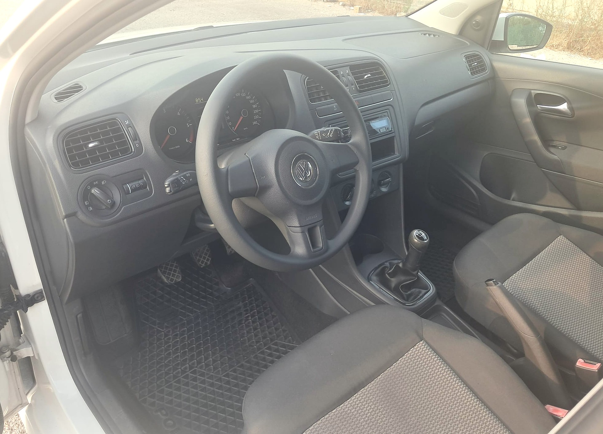 Volkswagen Polo 1.6 75CV – Comfortline (Ideale per neopatentati)