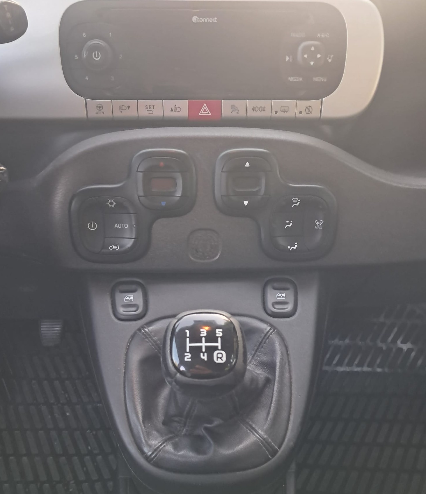 Fiat Panda 1.3 M-Jet Cross 4×4 con gancio traino