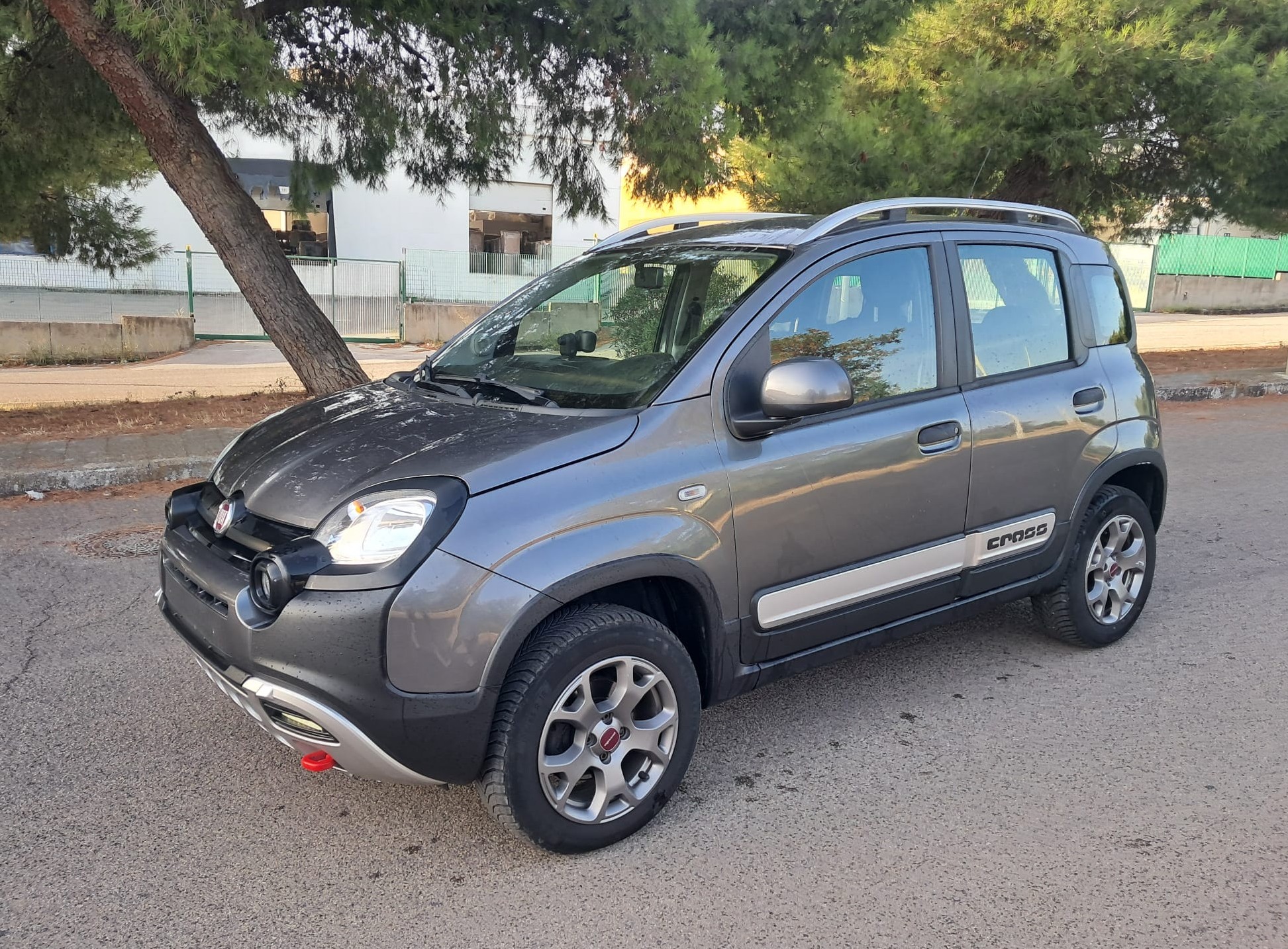 Fiat Panda 1.3 M-Jet Cross 4×4 con gancio traino