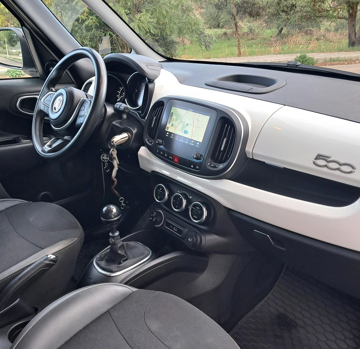 Fiat 500L 1.6 Multijet 120 CV Mirror City Cross
