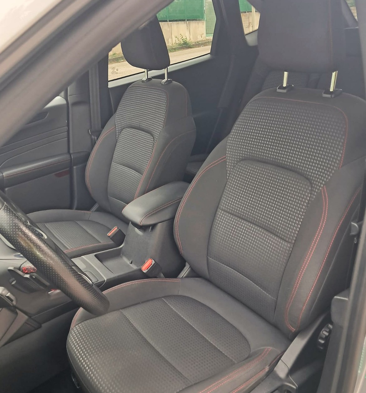 Ford Kuga 1.5 EcoBlue 120 CV aut. 2WD ST-Line (Iva esposta)